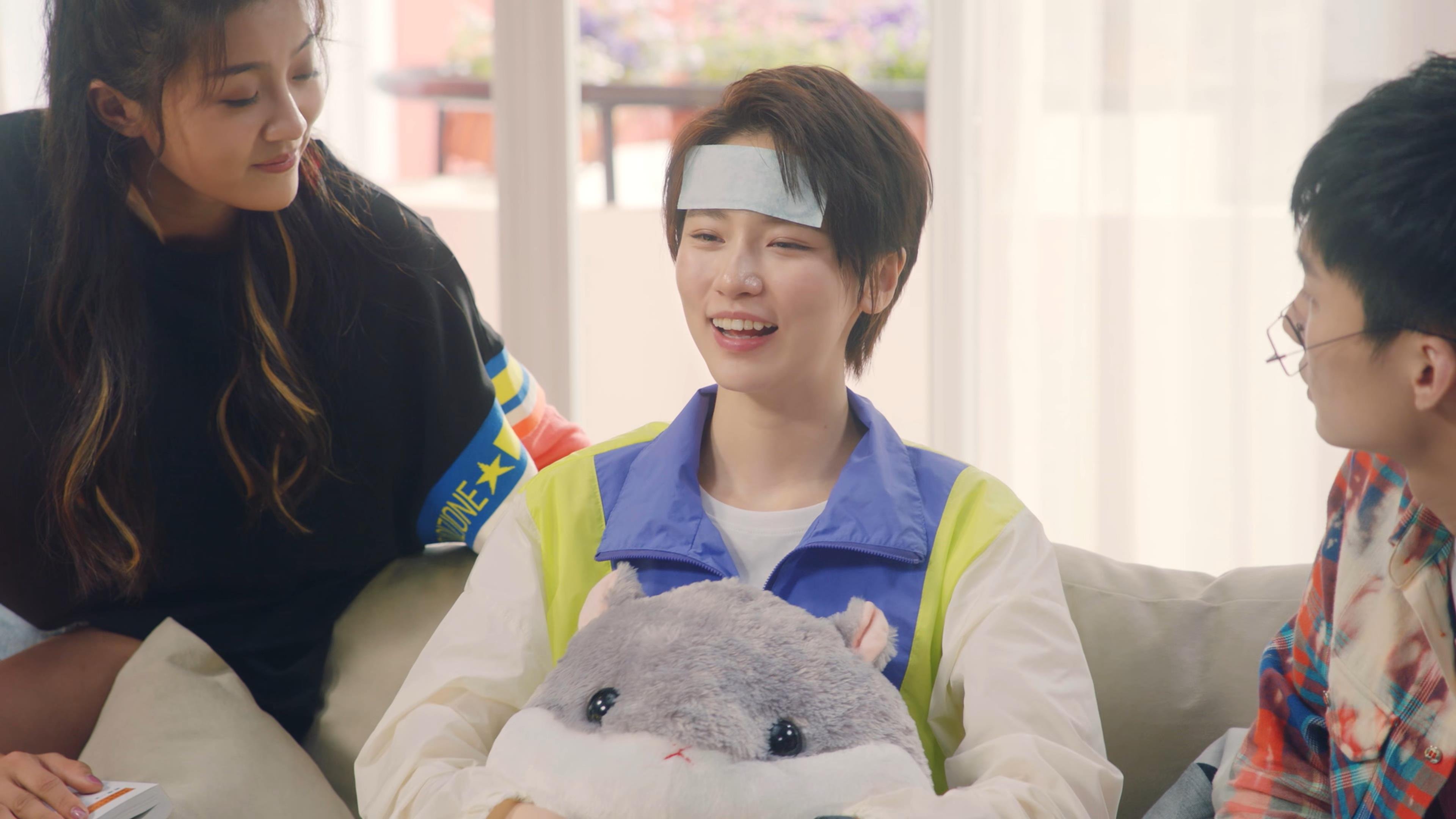 Jiuyou Sports-2000年NBA总决赛：湖人靠“魔术师”的表现在关键第七场击败费城76人，夺冠成功。