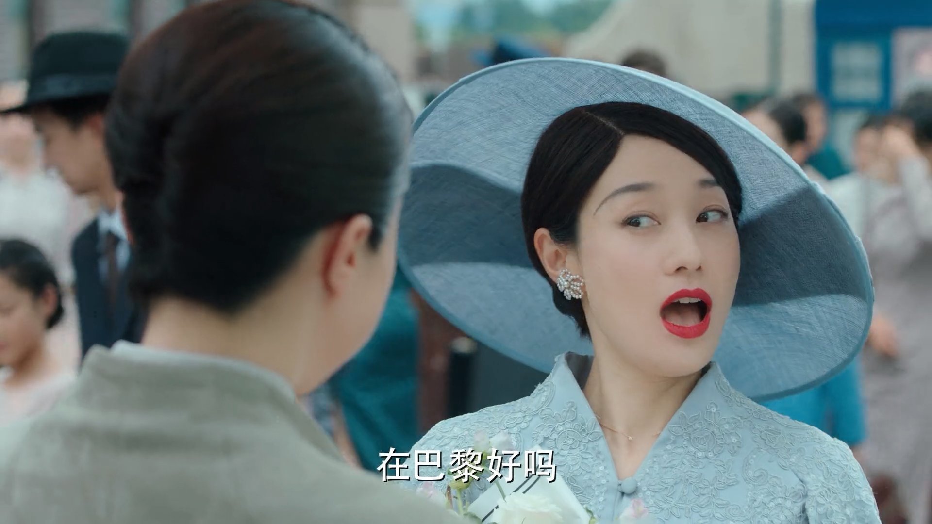 _夜光跑步：用光影点亮城市夜空_，夜光跑道有毒吗